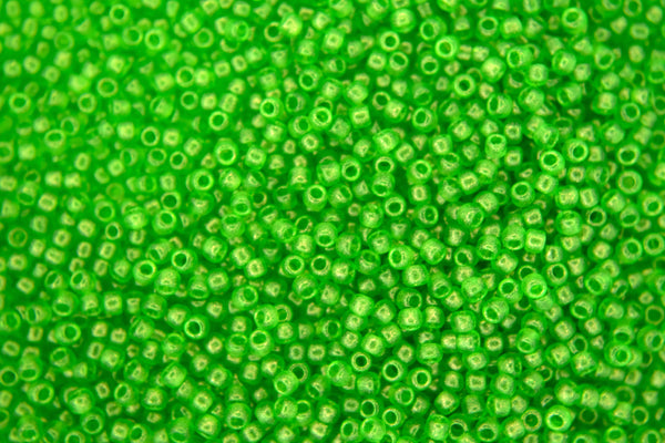 10g TOHO 11/0 Round Japanese Seed Beads 2mm Y629 HYBRID Sueded Gold Transparent Peridot