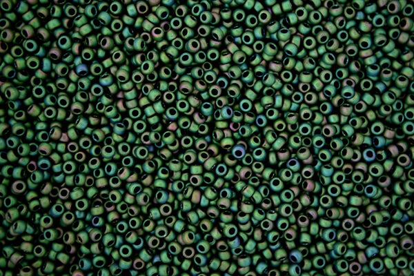 10g TOHO 15/0 Round Japanese Seed Beads 1.5mm 707 Matte Color Iris Peridot
