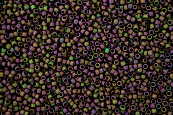 10g TOHO 15/0 Round Japanese Seed Beads 1.5mm 709 Matte Color Iris Violet