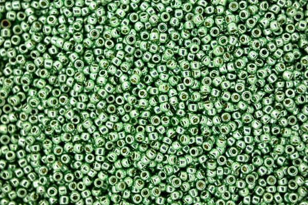 10g TOHO 15/0 Round Japanese Seed Beads 1.5mm PF570 PermaFinish Galvanized Mint Green