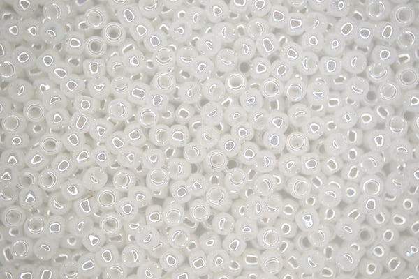 10g TOHO 8/0 Round Japanese Beads 3mm 121 Opaque White Luster