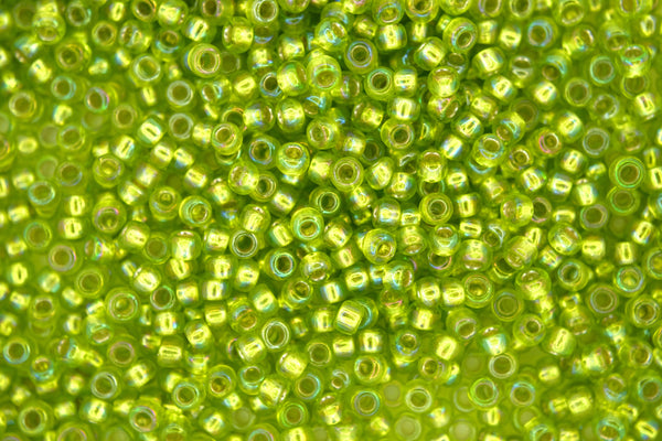 10g TOHO Runde japanische Perlen 8/0 3mm 2024 Silber gefüttert Regenbogen Limettengrün