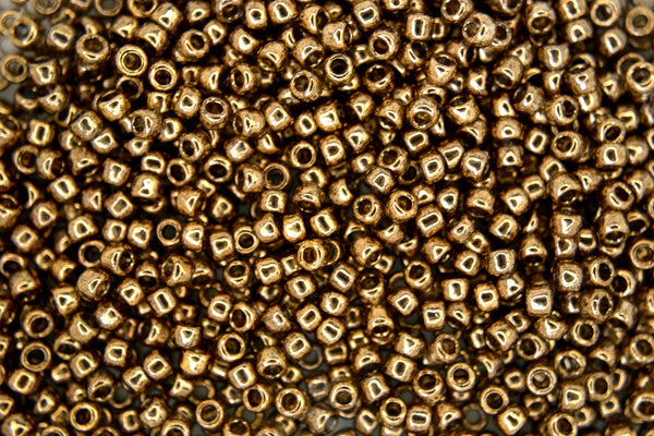 10g TOHO 8/0 Round Japanese Beads 3mm 204 Gold Lustered Montana Blue