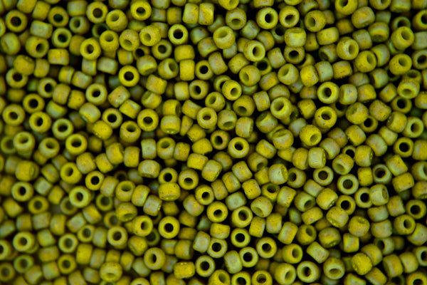 10g TOHO 8/0 Round Japanese Beads 3mm 2630F Semi Glazed Rainbow Lemongrass