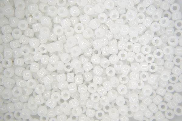 10g TOHO 8/0 Round Japanese Beads 3mm 41 Opaque White