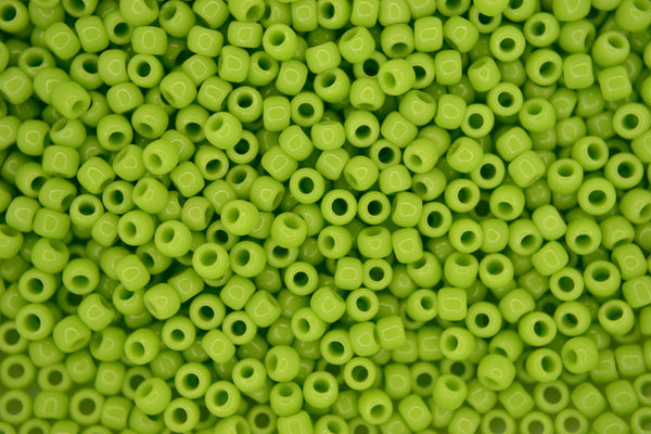 10g TOHO 8/0 Round Japanese Beads 3mm 44 Sour Apple