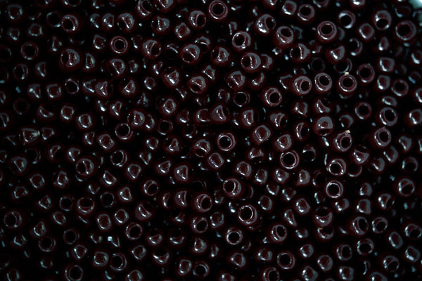 10g TOHO 8/0 Round Japanese Beads 3mm 46 Opaque Oxblood