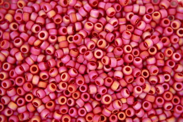 10g TOHO 8/0 Round Japanese Beads 3mm 768 Opaque Rainbow Frosted Red