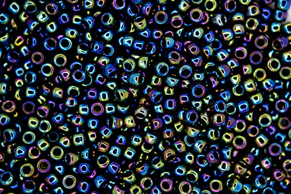 10g TOHO 8/0 Round Japanese Beads 3mm 86 Metallic Iris Rainbow