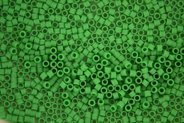 7g TOHO 11/0 Cylinder Treasure Japanese Seed Beads 1.8mm 47DF Opaque Frosted Shamrock