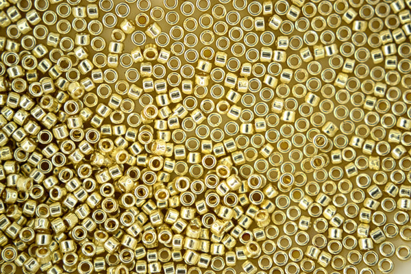 7g TOHO 11/0 Cylinder Treasure Japanese Seed Beads 1.8mm PF559 PermaFinish Galvanized Yellow Gold