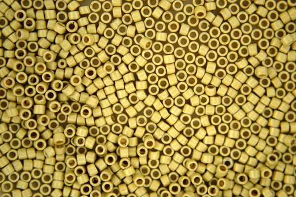 7g TOHO 11/0 Treasure Japanische Rocailles 1,8mm PF559F PermaFinish Galvanisiertes Mattgelbgold